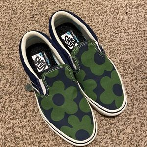 “Be kind to the earth” comfy Cush vans